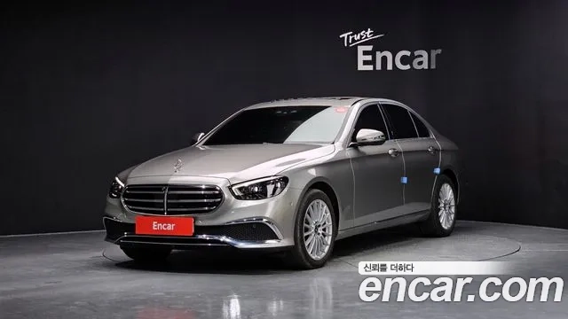 Mercedes-Benz E-Class W213 2022 Серебристо-серый из Кореи