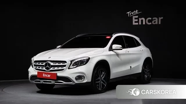 Mercedes-Benz GLA-Class X156 2018 Белый из Кореи