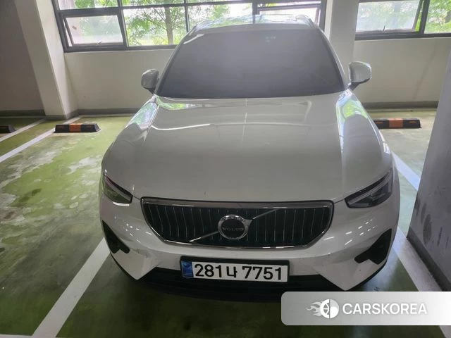 Volvo XC40 2023 Белый из Кореи
