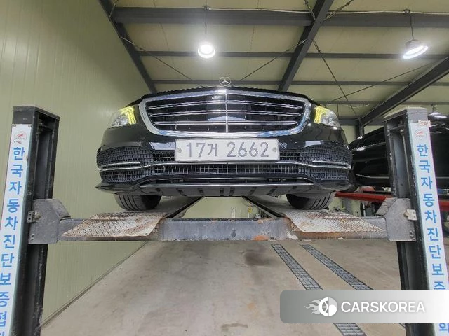 Mercedes-Benz S-Class W222 2018 Черный из Кореи
