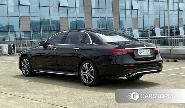 Mercedes-Benz E-class 2021 Черный из Китая