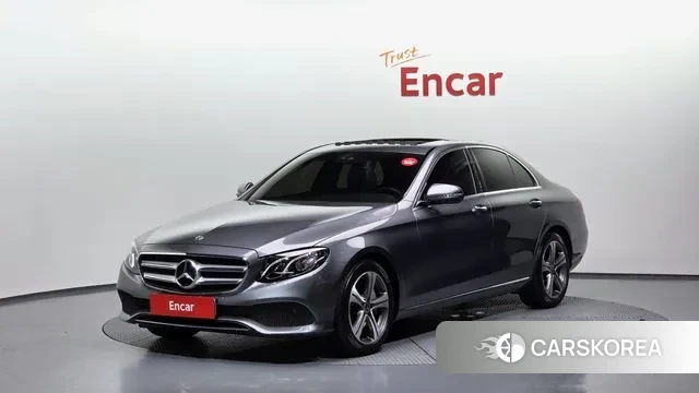 Mercedes-Benz E-Class W213 2019 Серый из Кореи