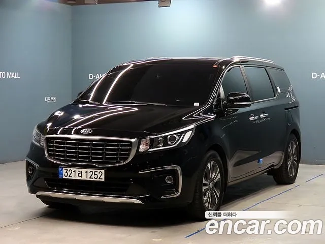 Kia The New Carnival 2018 Черный из Кореи