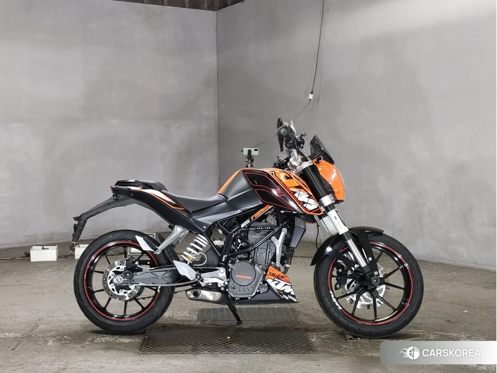 Проданный KTM 125 DUKE 2011 из Японии