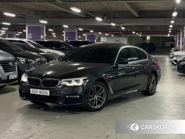 BMW 5 Series (G30) 2018 Серый из Кореи