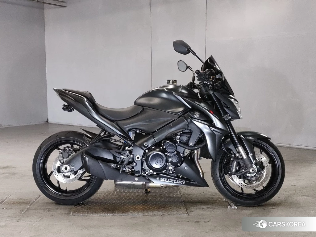 Проданный Suzuki GSX-S1000 2021 из Японии