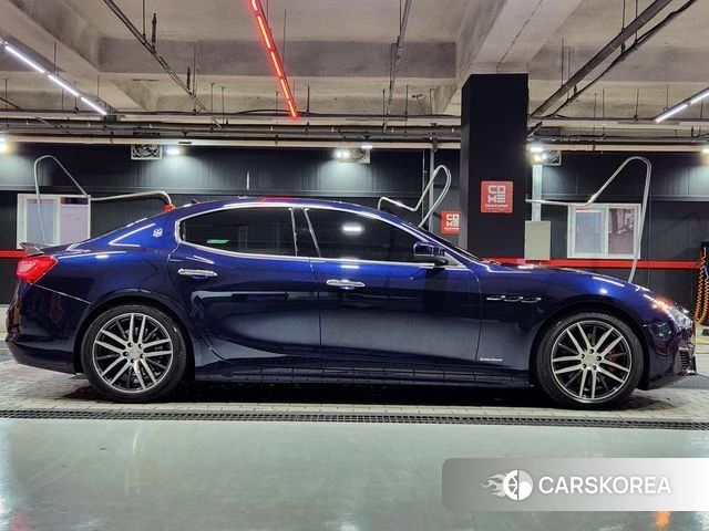 Maserati Ghibli 2018 Синий из Кореи