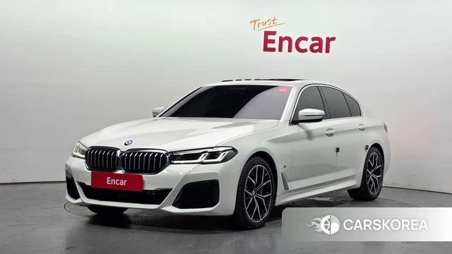 BMW 5 Series (G30) 2022 Белый из Кореи