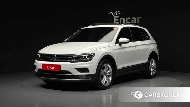 Volkswagen Tiguan second Generation 2020 Белый из Кореи