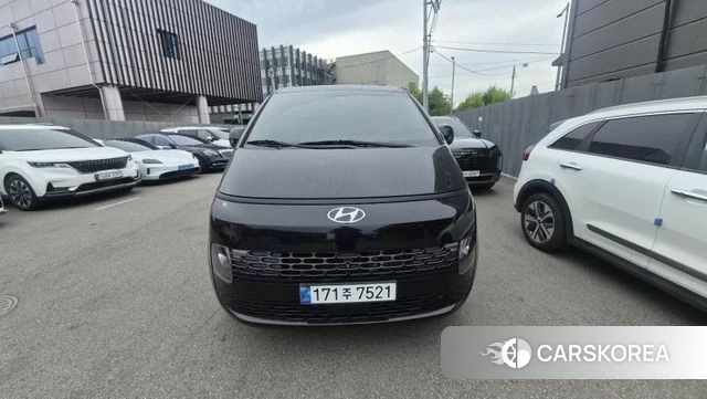 Hyundai Staria 2022 Черный из Кореи