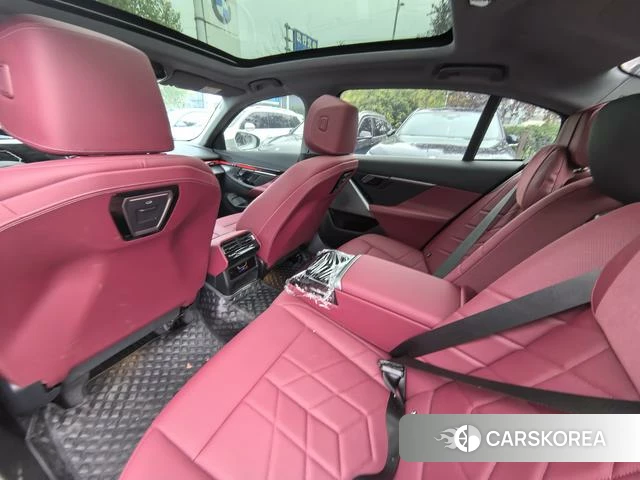 BMW 5 series 2026 Белый из Китая
