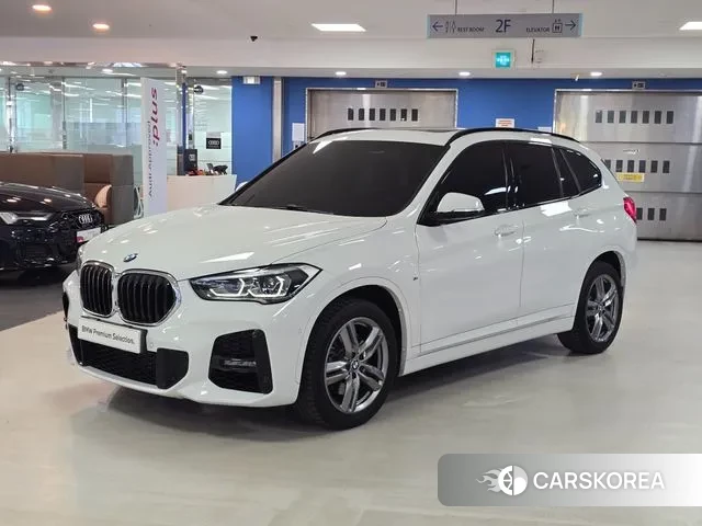 BMW X1 (F48) 2022 Белый из Кореи