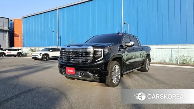 GMC Sierra 2023 Черный из Кореи