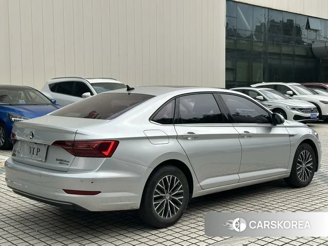 Volkswagen Sagitar 2021 Темно-серый из Китая