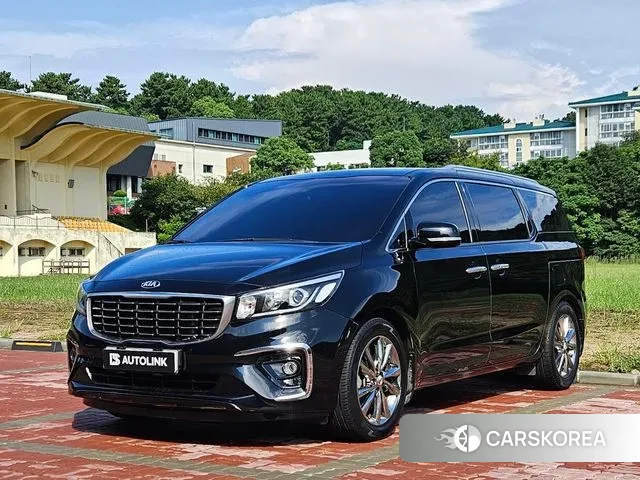 Kia The New Carnival 2018 Черный из Кореи