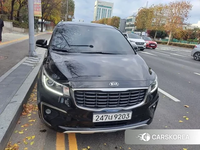 Kia The New Carnival 2018 Черный из Кореи