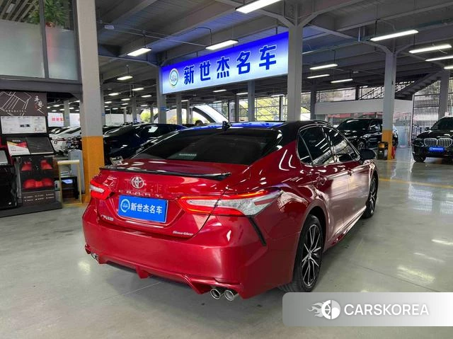 Toyota Camry 2021 Красный из Китая
