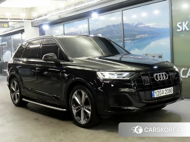 Audi Q7 (4M) 2022 Черный из Кореи