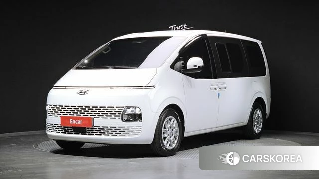 Hyundai Staria 2022 Белый из Кореи
