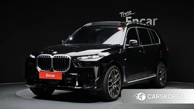 BMW X7 (G07) 2025 Черный из Кореи