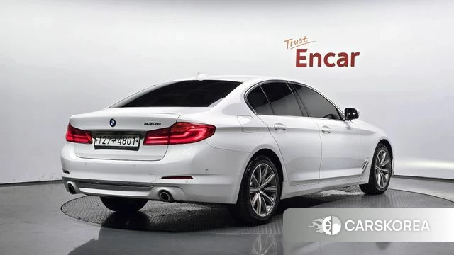BMW 5 Series (G30) 2020 Белый из Кореи