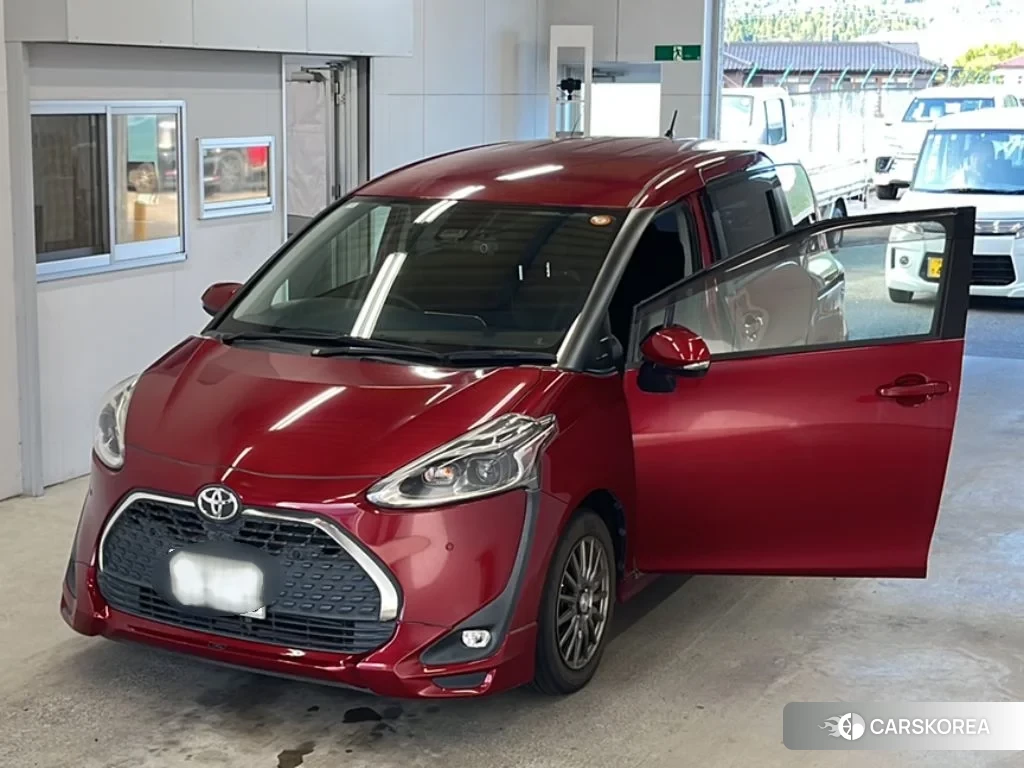Toyota Sienta 2020 из Японии