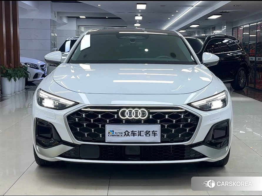 Audi A5L 2025 Белый из Китая