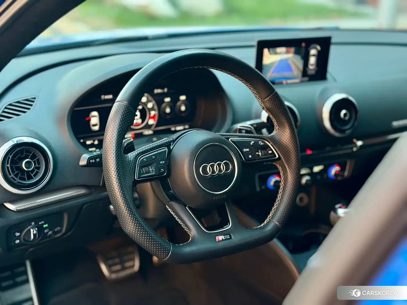 Audi RS 3 2018 Синий из Китая