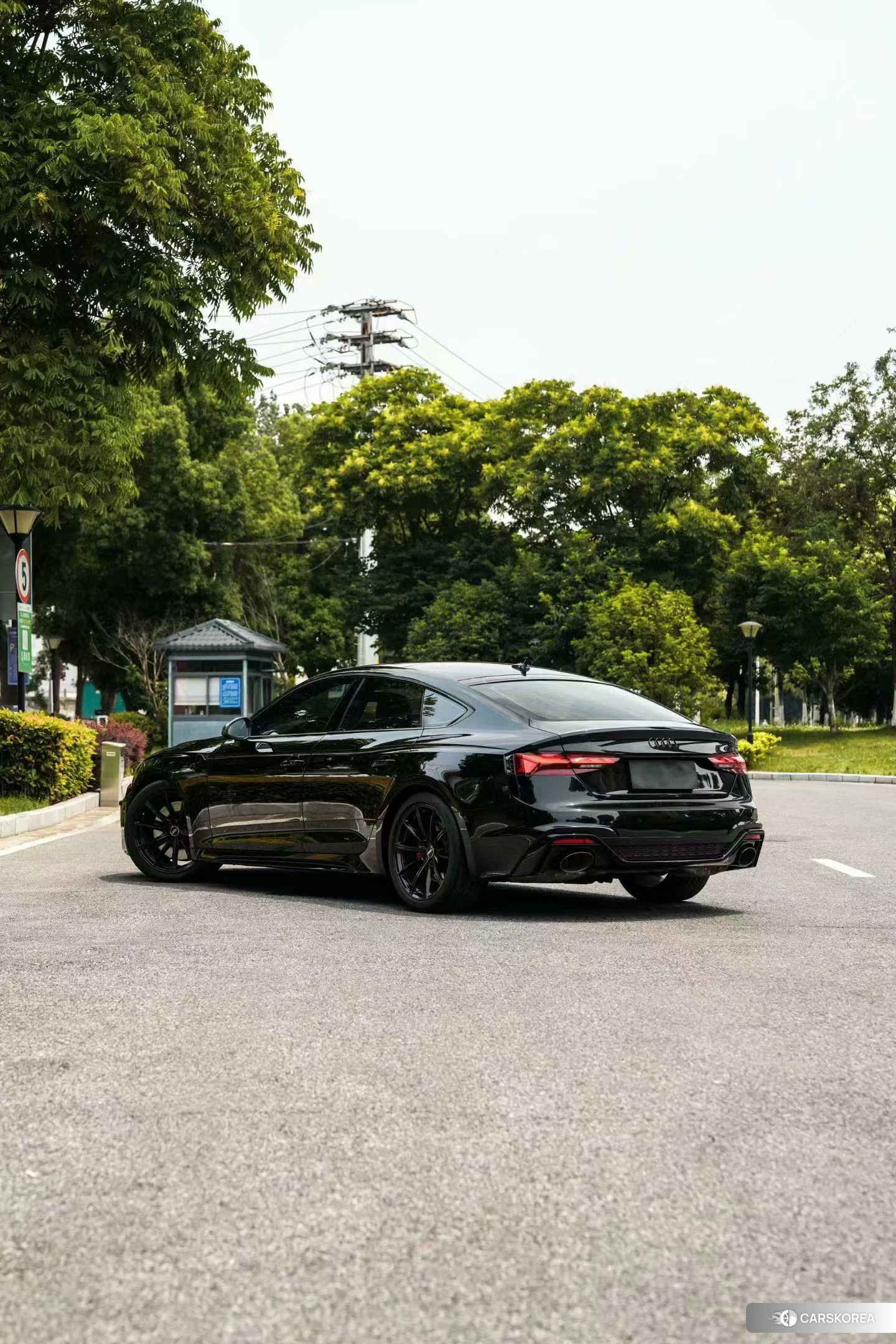 Audi RS 5 2021 Черный из Китая