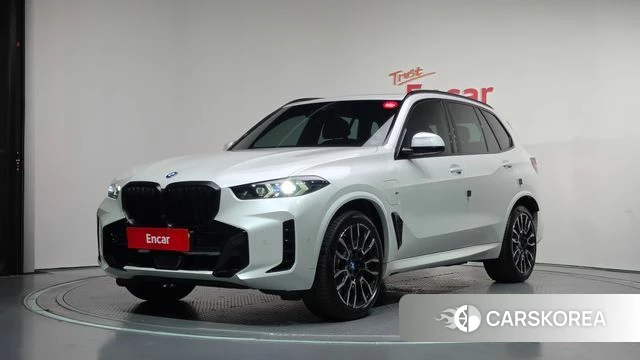 BMW X5 (G05) 2024 Белый из Кореи