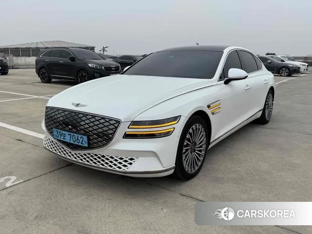 Genesis Electrified G80 (RG3) 2022 Белый из Кореи