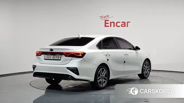 Kia Come New K3 2018 Белый из Кореи