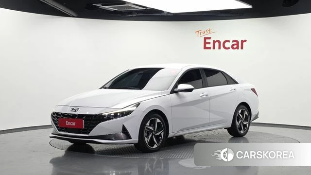 Hyundai Avante Hybrid (CN7) 2022 Белый из Кореи