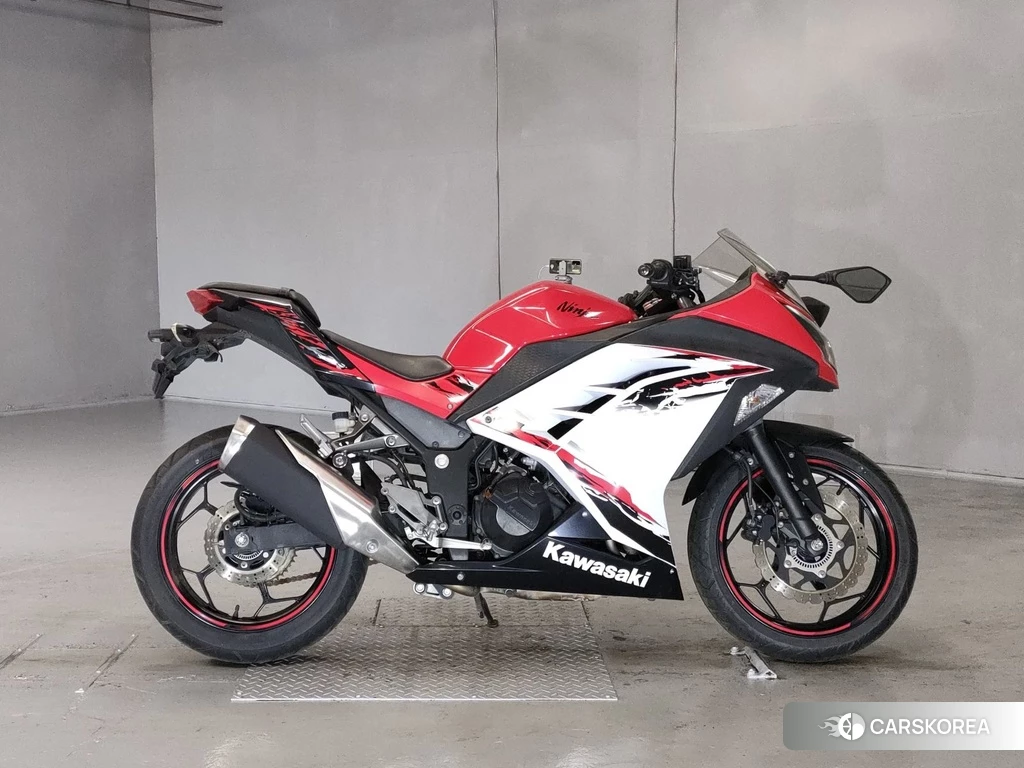 Проданный Kawasaki NINJA 250 2013 из Японии, фото 2