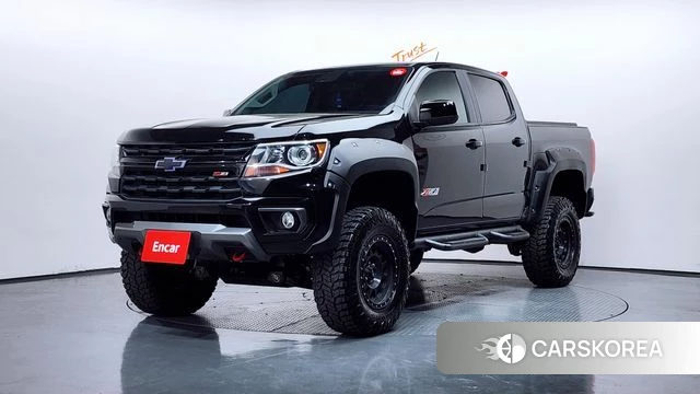 Chevrolet (GM Daewoo) Real New Colorado 2021 Черный из Кореи
