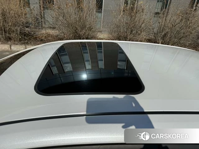 Toyota Lei Ling 2022 Белый из Китая