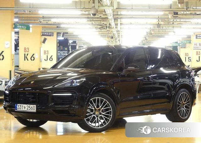 Porsche Cayenne (PO536) 2022 Черный из Кореи