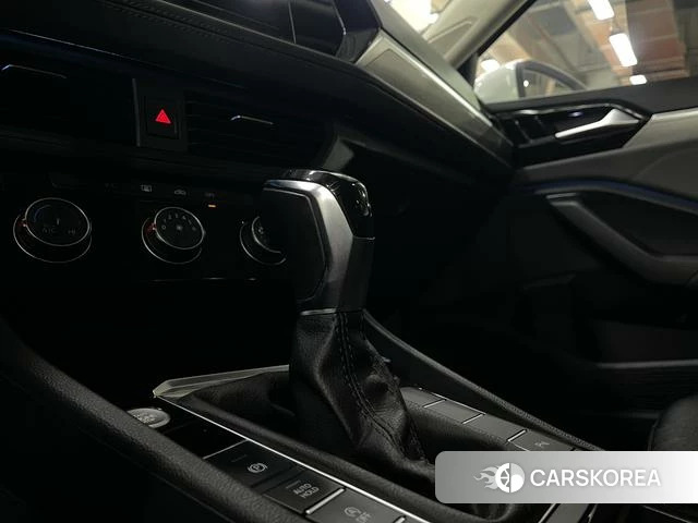 Volkswagen Sagitar 2021 Белый из Китая