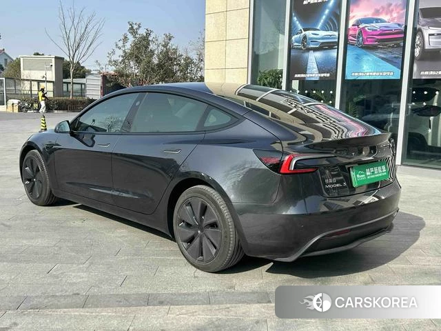 Tesla Model 3 2024 Темно-серый из Китая