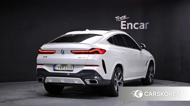 BMW X6 (G06) 2022 Белый из Кореи