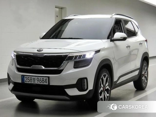 Kia Seltos 2021 Белый из Кореи