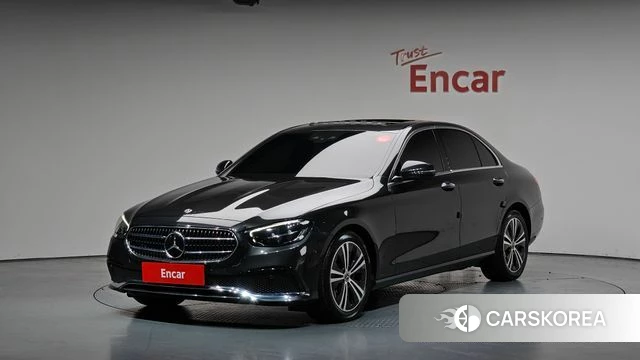 Mercedes-Benz E-Class W213 2021 Серый из Кореи