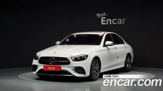 Mercedes-Benz E-Class W213 2023 Белый из Кореи