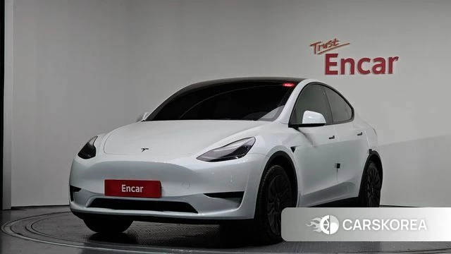 Tesla Model Y 2023 Белый из Кореи