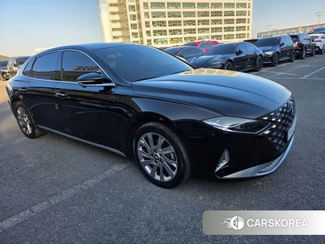 Hyundai The New Grandeur IG Hybrid 2020 Черный из Кореи