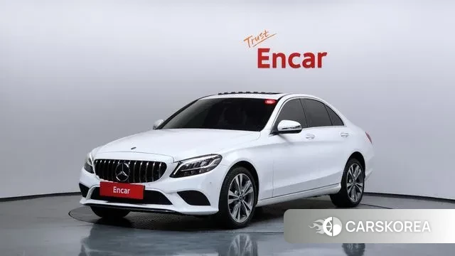 Mercedes-Benz C-Class W205 2020 Белый из Кореи