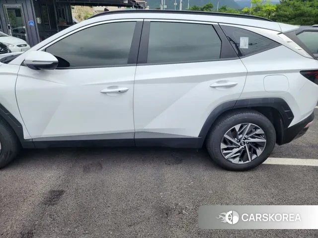 Hyundai Tucson (NX4) 2022 Белый из Кореи