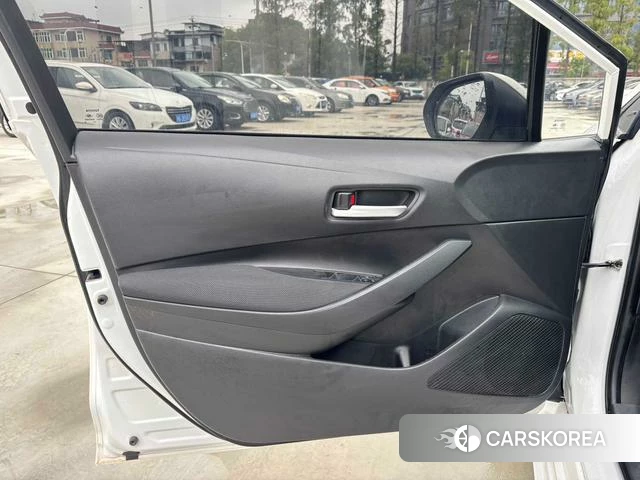 Toyota Lei Ling 2023 Белый из Китая