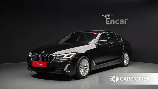 BMW 5 Series (G30) 2021 Черный из Кореи