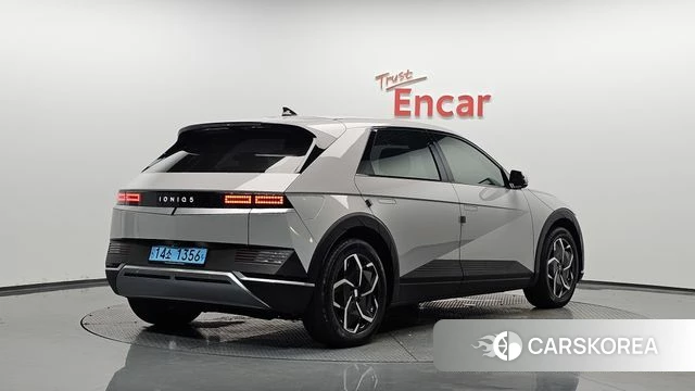 Hyundai Ionic 5 2021 Серебристо-серый из Кореи